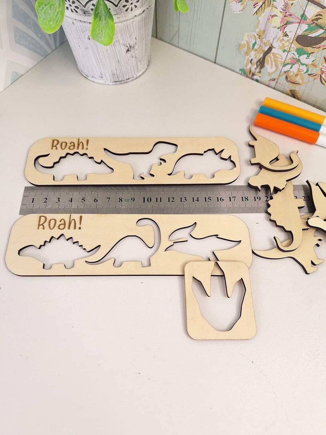 10 Pcs Dinosaur Wood Blanks for Crafts – Small Cutouts DIY Craft Decorations for Jewellery, Scrapbooking, Kids Art Projects & Wooden Dinosaur Shapes